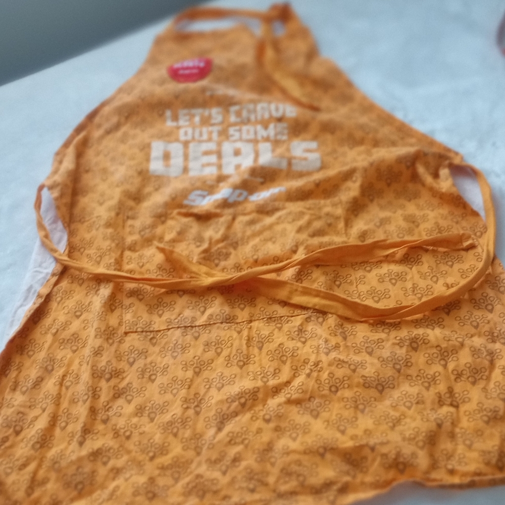 Snap on apron